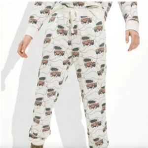 American Eagle Christmas PJ Pants | M | Red Truck Tree Print